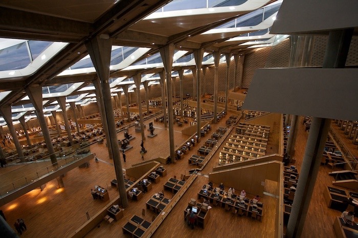 埃及亞歷山大圖書館（Library of Alexandria）今貌（圖片來源：CarstenW）