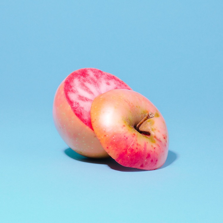odd apple photography William Mullan 食物攝影 怪奇攝影 蘋果