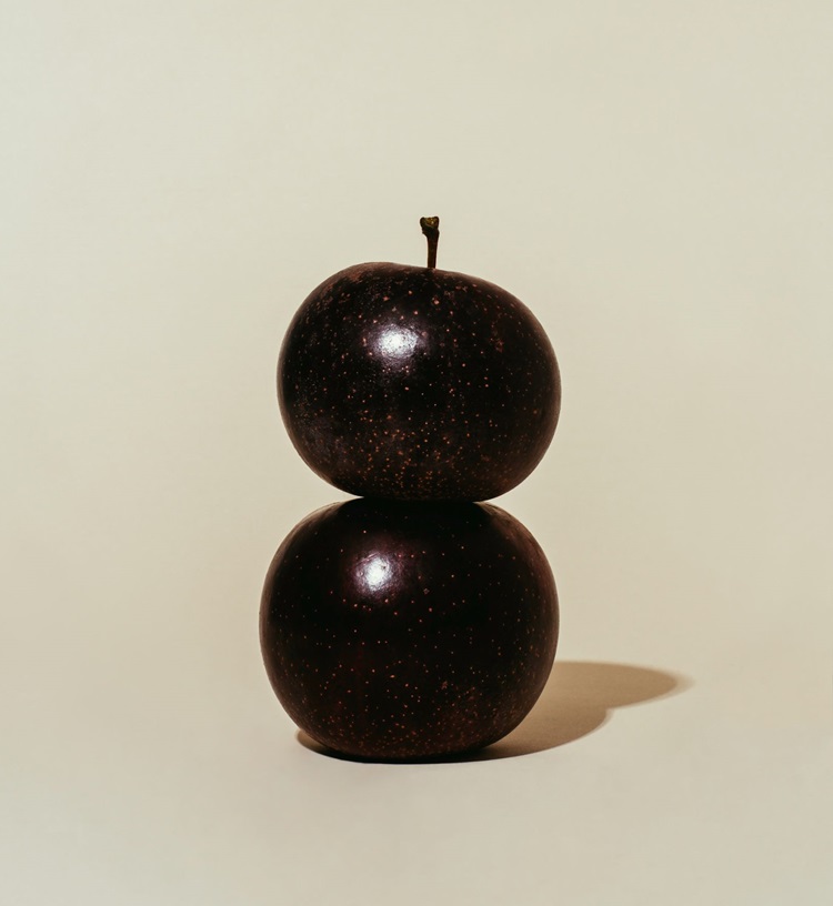 odd apple photography William Mullan 食物攝影 怪奇攝影 蘋果