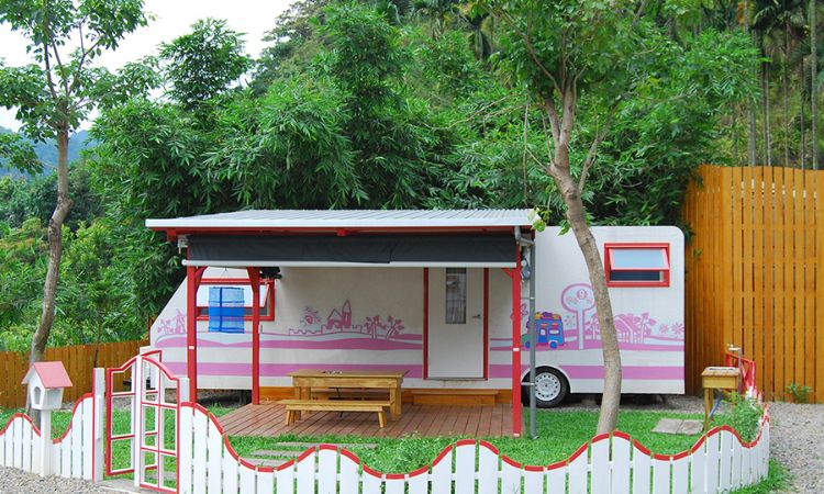 金山皇后鎮森林露營車