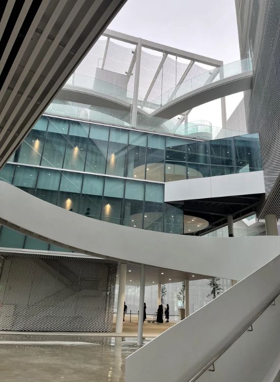 台中綠美圖必看特色二：串聯藝術與自然的光影裝置作品