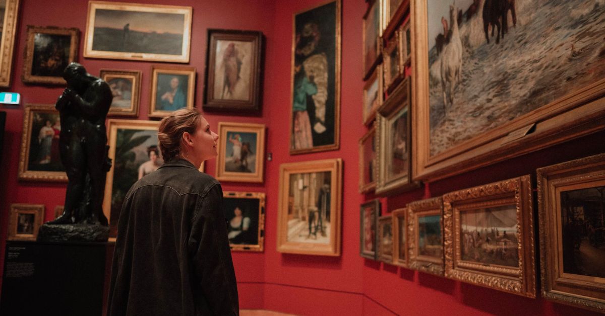 22场「不舒服艺术导览」深度思辨：《谁的博物馆》揭开顶尖博物馆避而不谈的暗黑历史