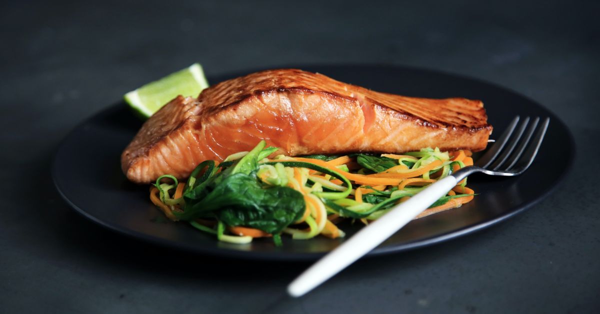 鮭魚的十大好處！四個營養師推薦食譜教你有效留住營養
