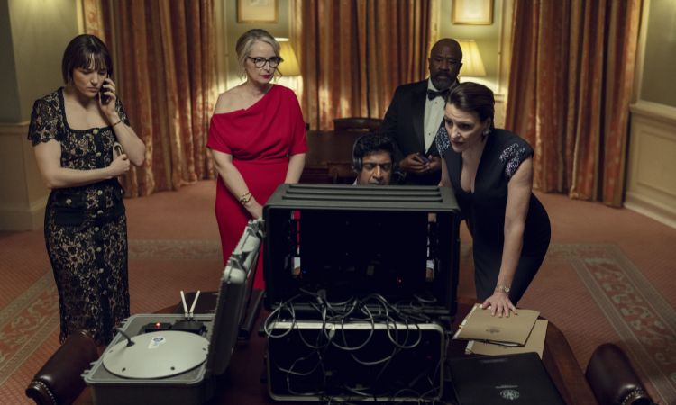 Netflix《頭號人質》看點一：政治結合驚悚的劇情設定