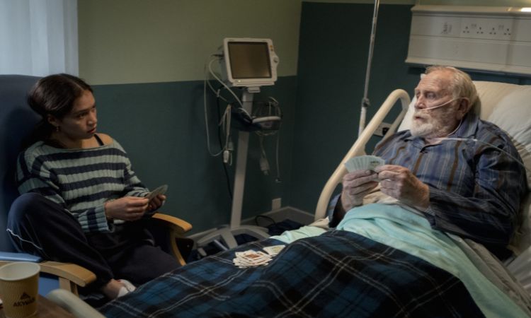 Netflix《頭號人質》看點四：國家責任與家庭情感的兩難