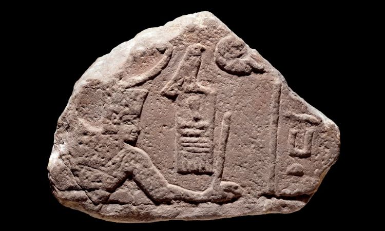 作品：沙納赫特國王擊殺敵人的浮雕，約西元前2686–2613年。（EA691）