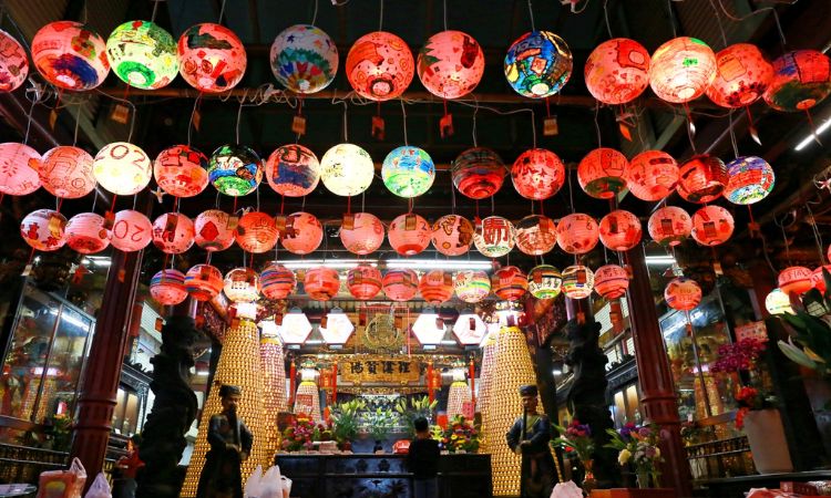 過年必拜財神廟二：新竹城隍廟