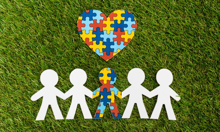 《人慈》後為何聚焦《抱負》？