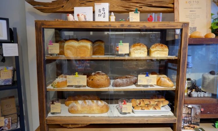 台南友愛町必吃私房美食三：透南風咖啡聚場