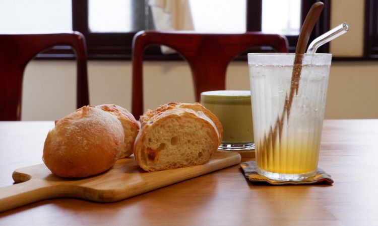 台南友愛町必吃私房美食三：透南風咖啡聚場