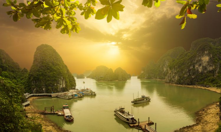 带长辈旅游的国家推荐四：越南
