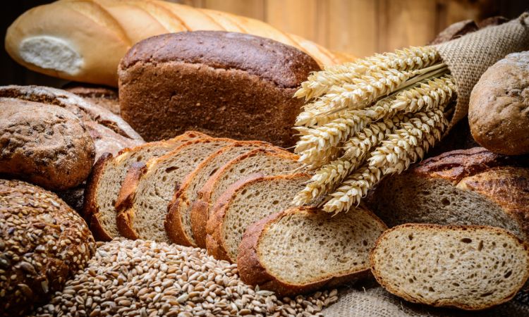 食用全麥麵包的好處：高膳食纖維、豐富礦物質